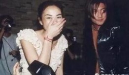 娱乐吃瓜当红小生,揭秘当红小生背后的娱乐吃瓜故事